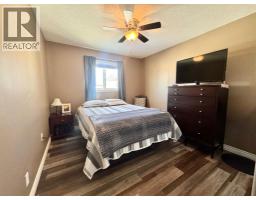 25 Keystone Place, Whitecourt, AB T7S0B2 Photo 17