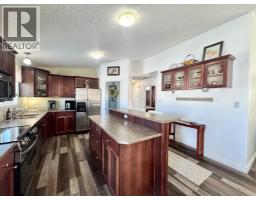 25 Keystone Place, Whitecourt, AB T7S0B2 Photo 8