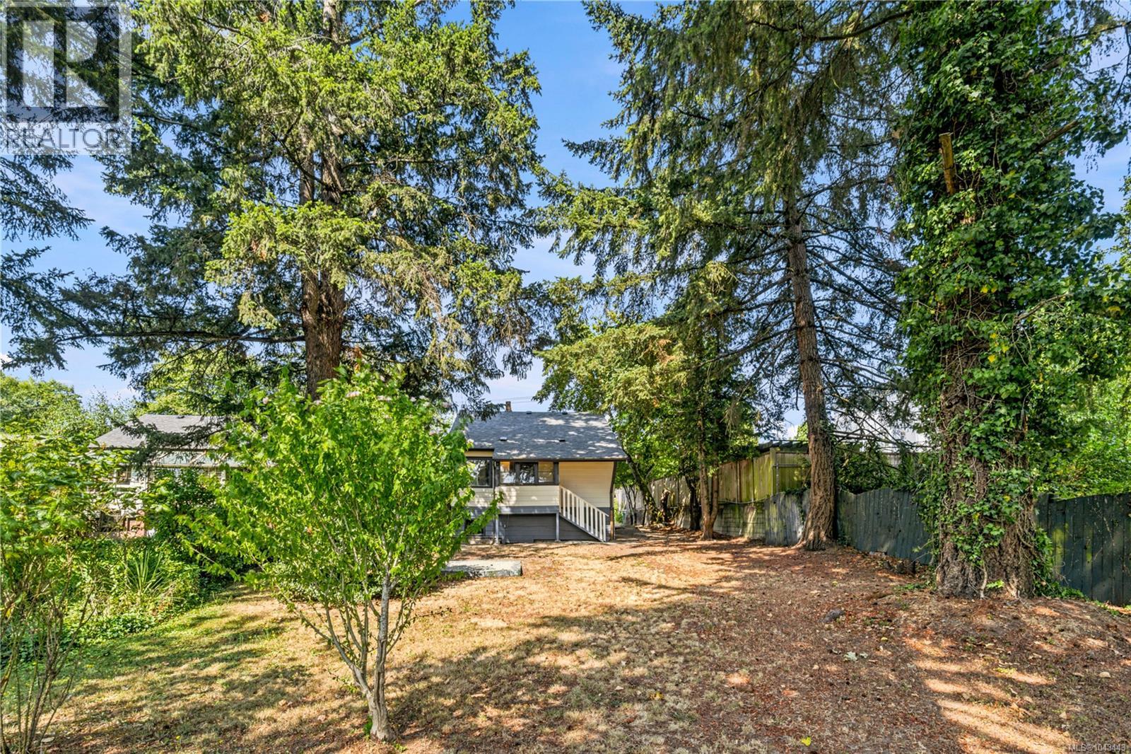 308 Holly Ave - 30