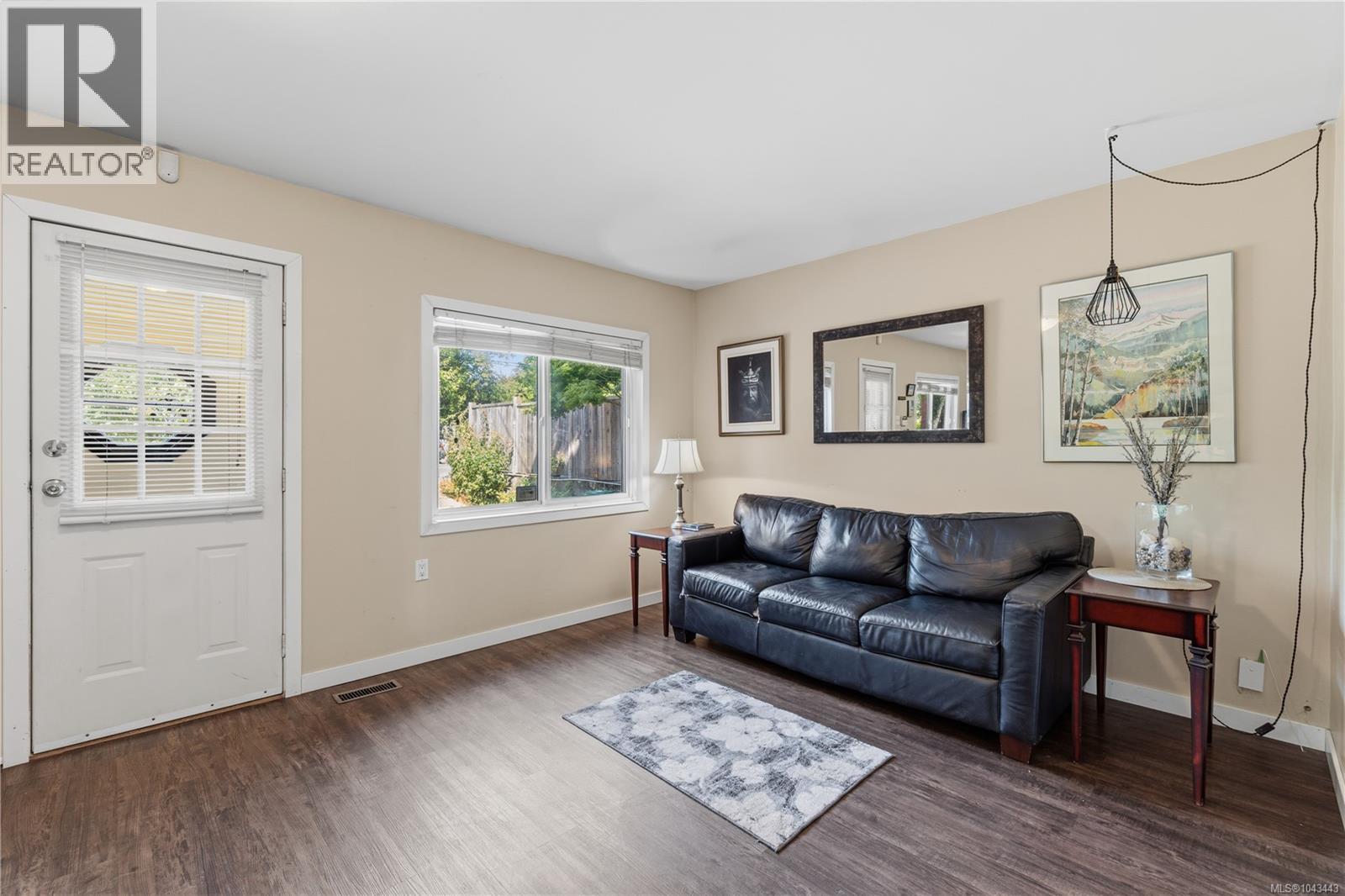 308 Holly Ave - 5