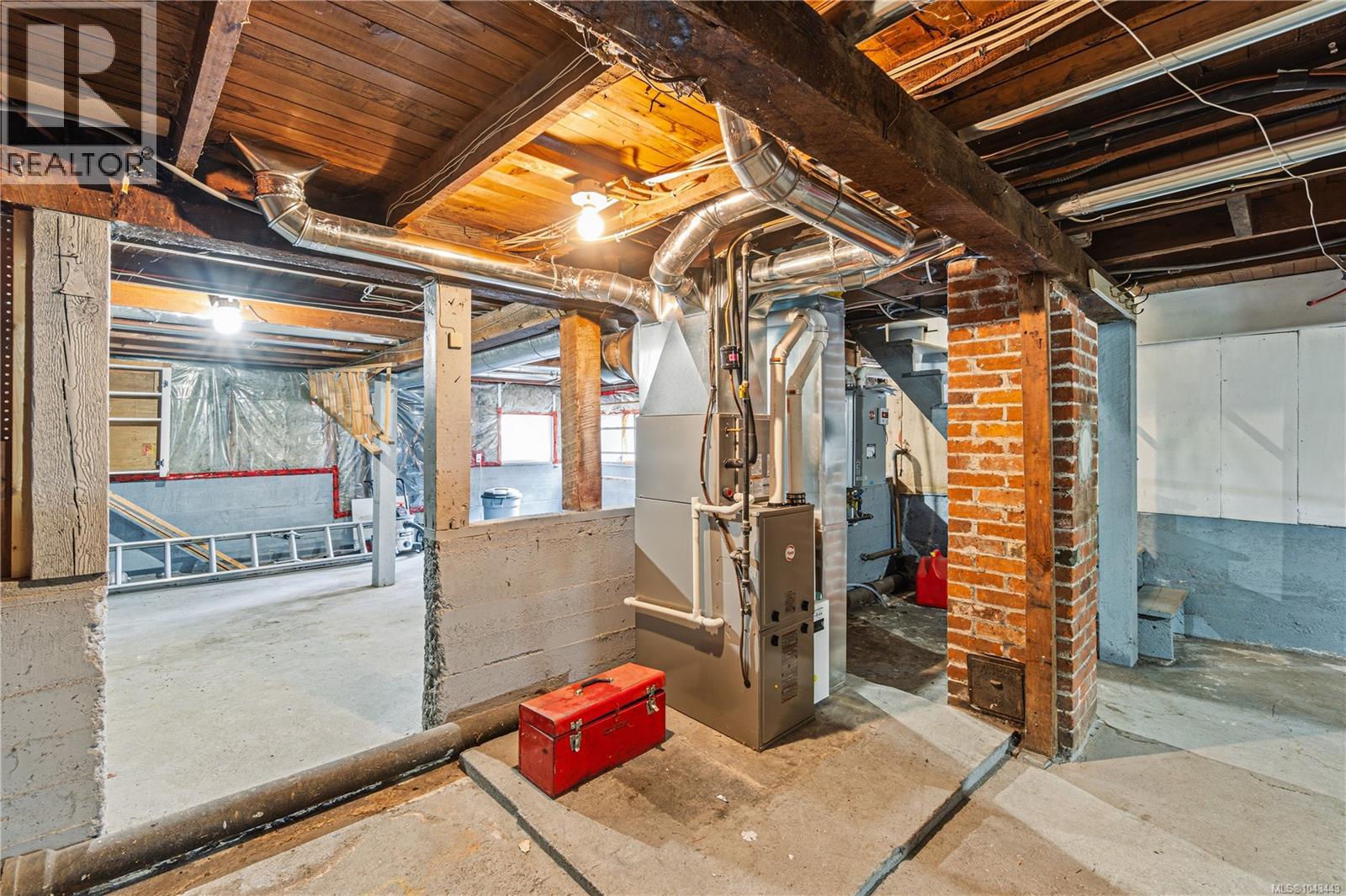 308 Holly Ave - 23