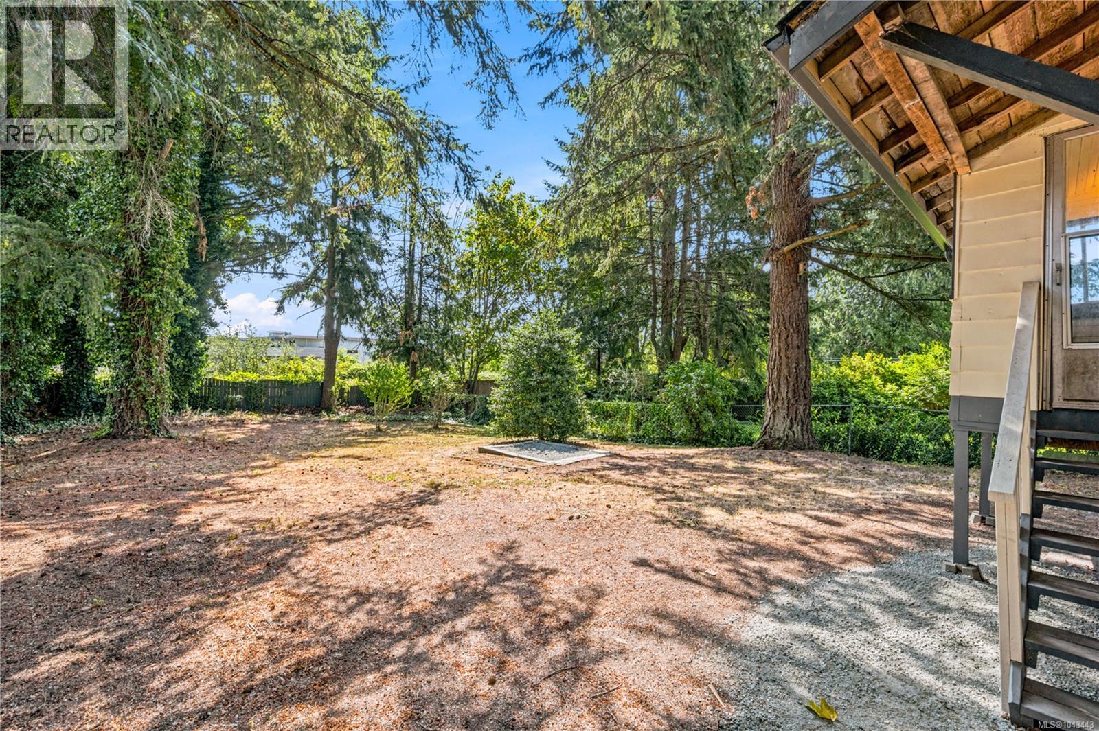 308 Holly Ave - 28