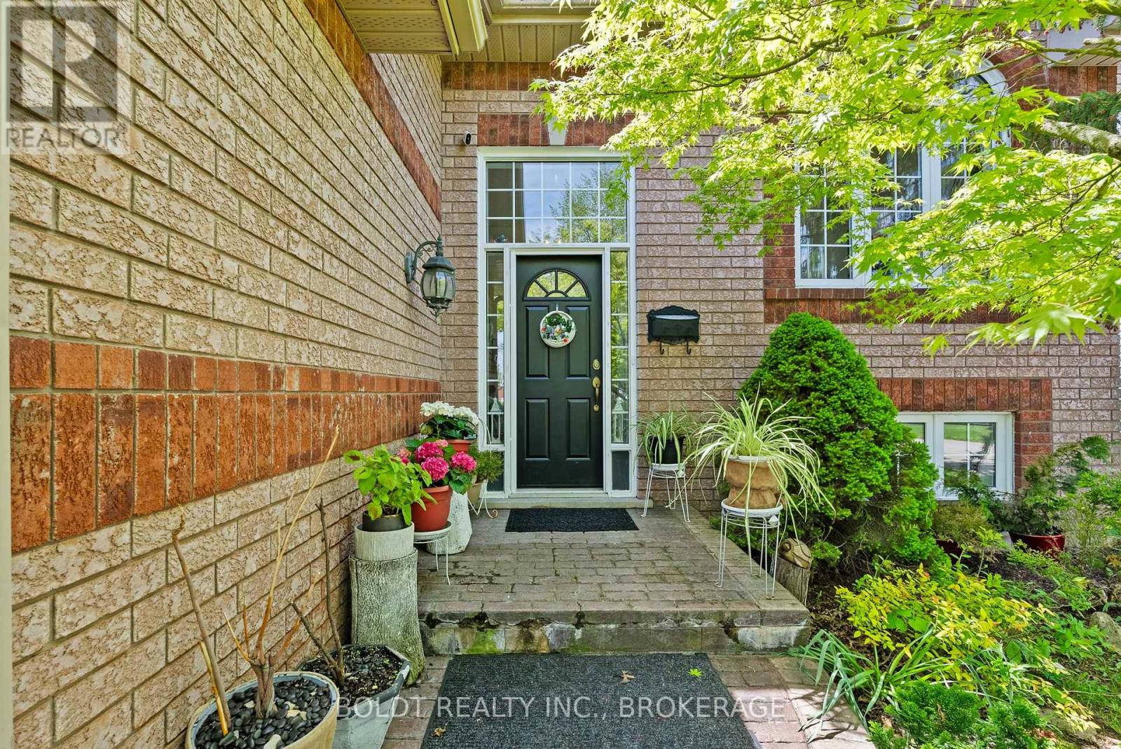 4333 SOUTHERLAND COURT - 3