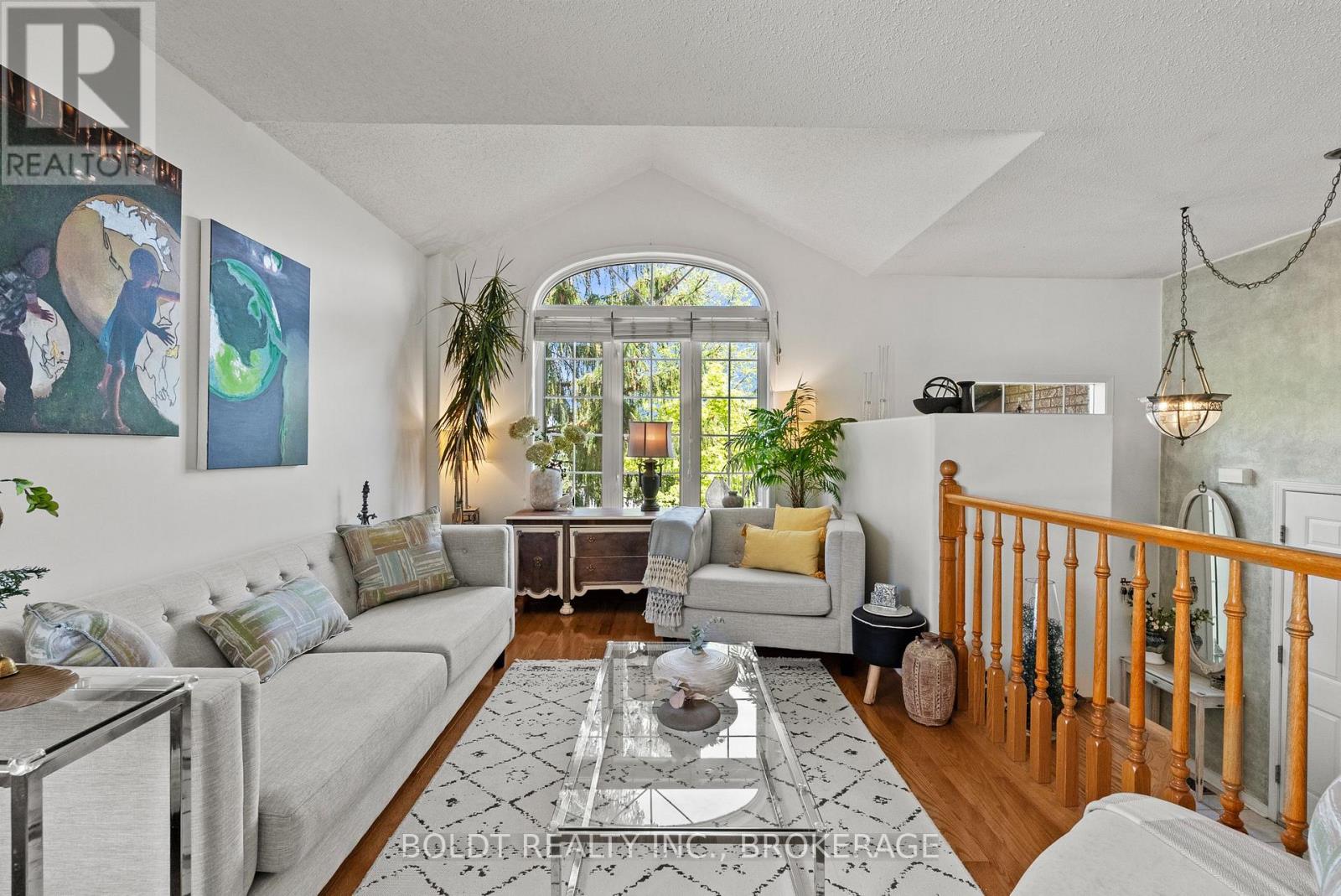 4333 SOUTHERLAND COURT - 8