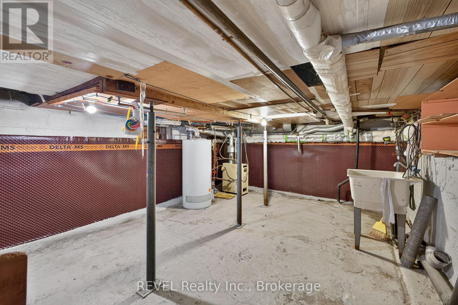 350 PHIPPS STREET - 17
