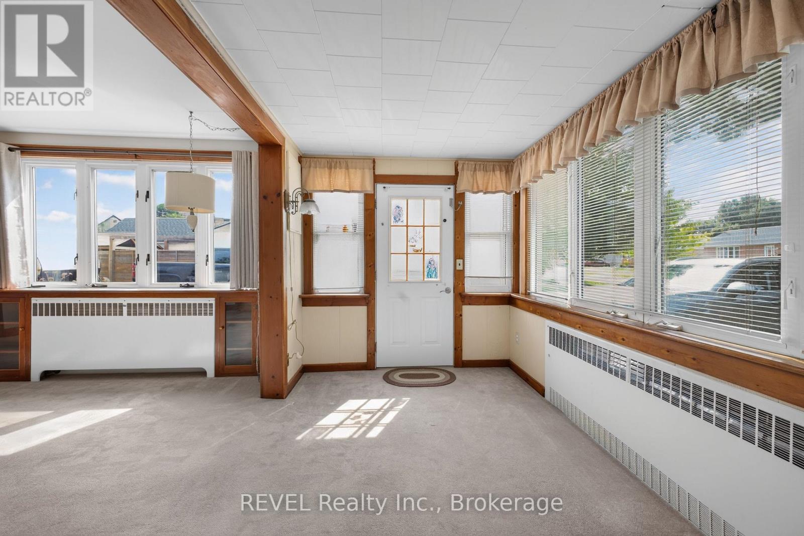 350 PHIPPS STREET - 7