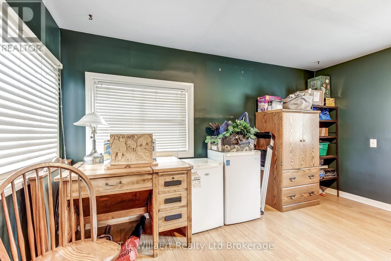 159 MAIN STREET - 10