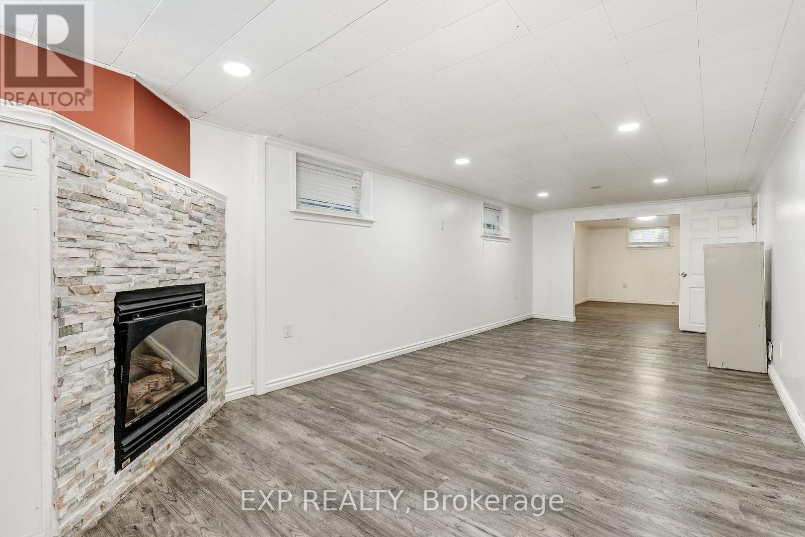 208 WEST 19TH STREET - 24