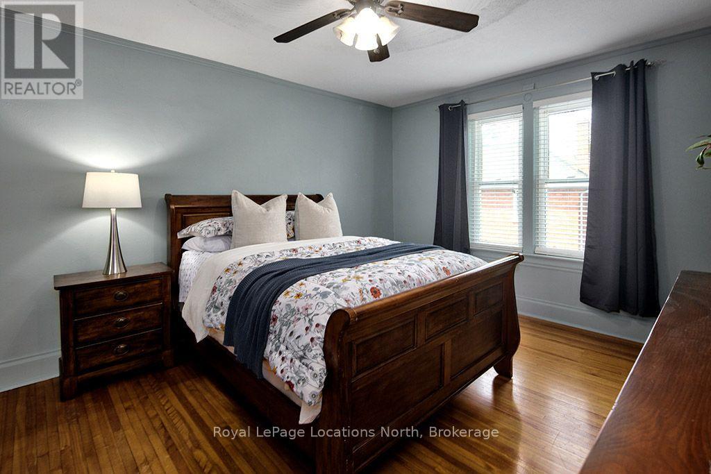 120 MARSHALL STREET E - 18