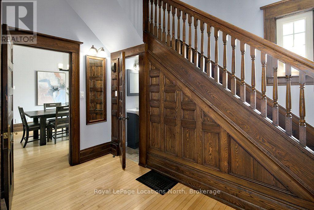 120 MARSHALL STREET E - 7