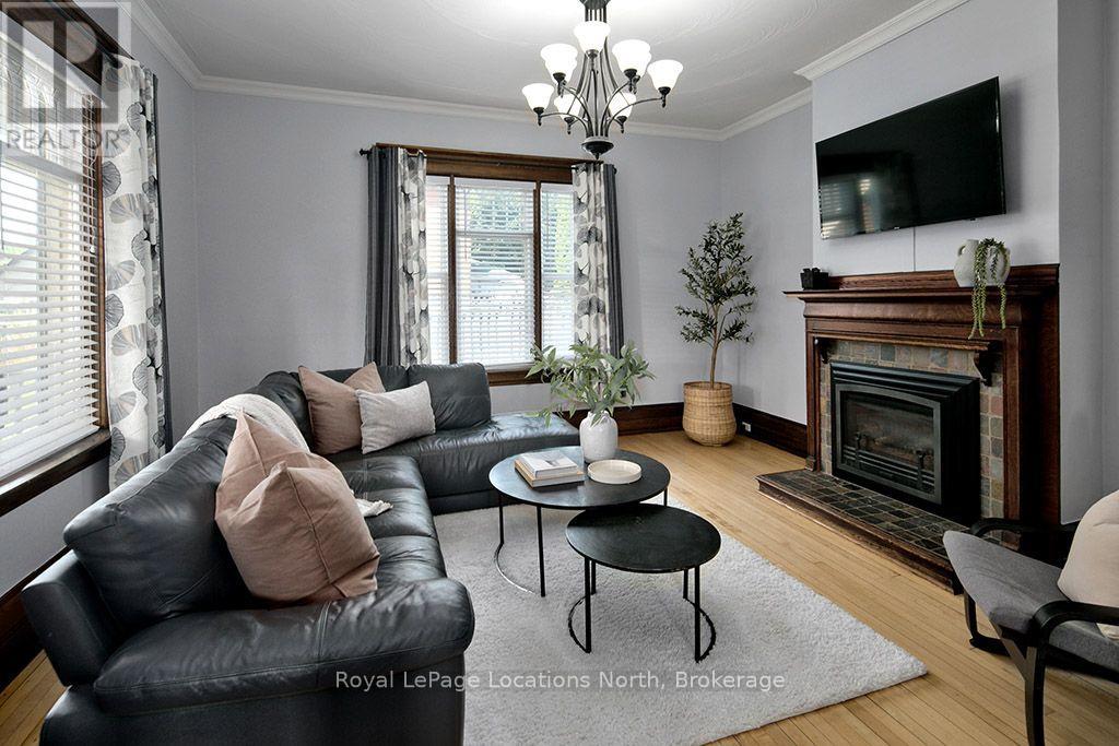 120 MARSHALL STREET E - 5