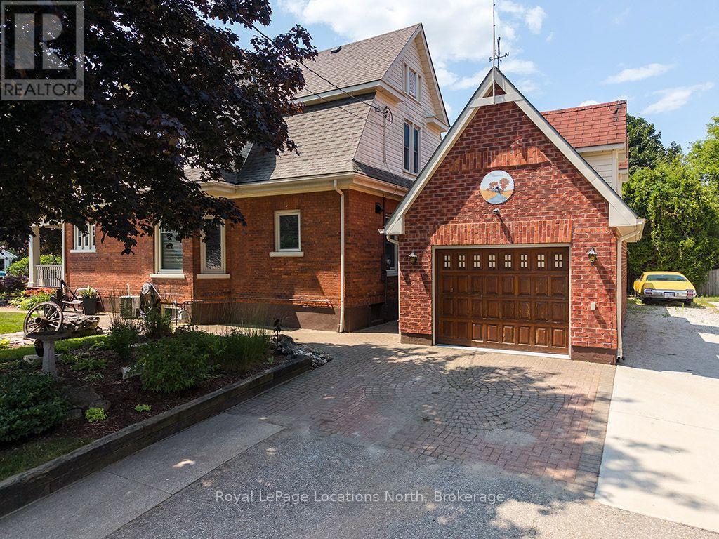 120 MARSHALL STREET E - 29
