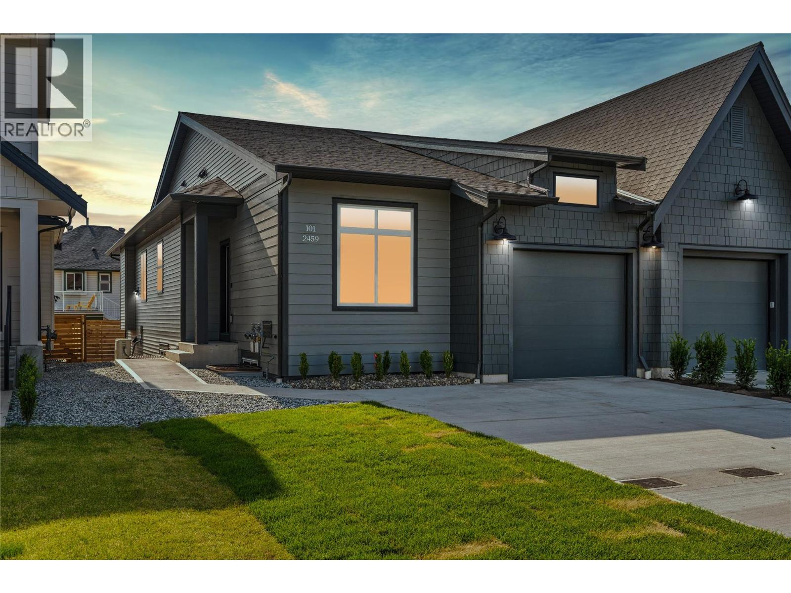 #101 2459 Bradley Drive Lot# 5 - 1