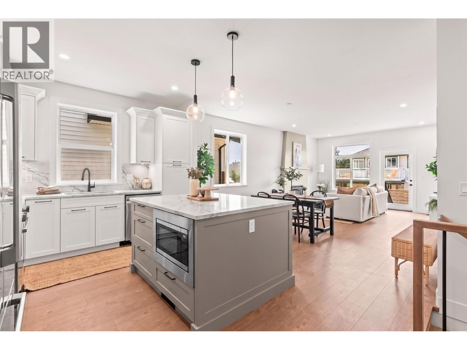 #101 2459 Bradley Drive Lot# 5 - 14