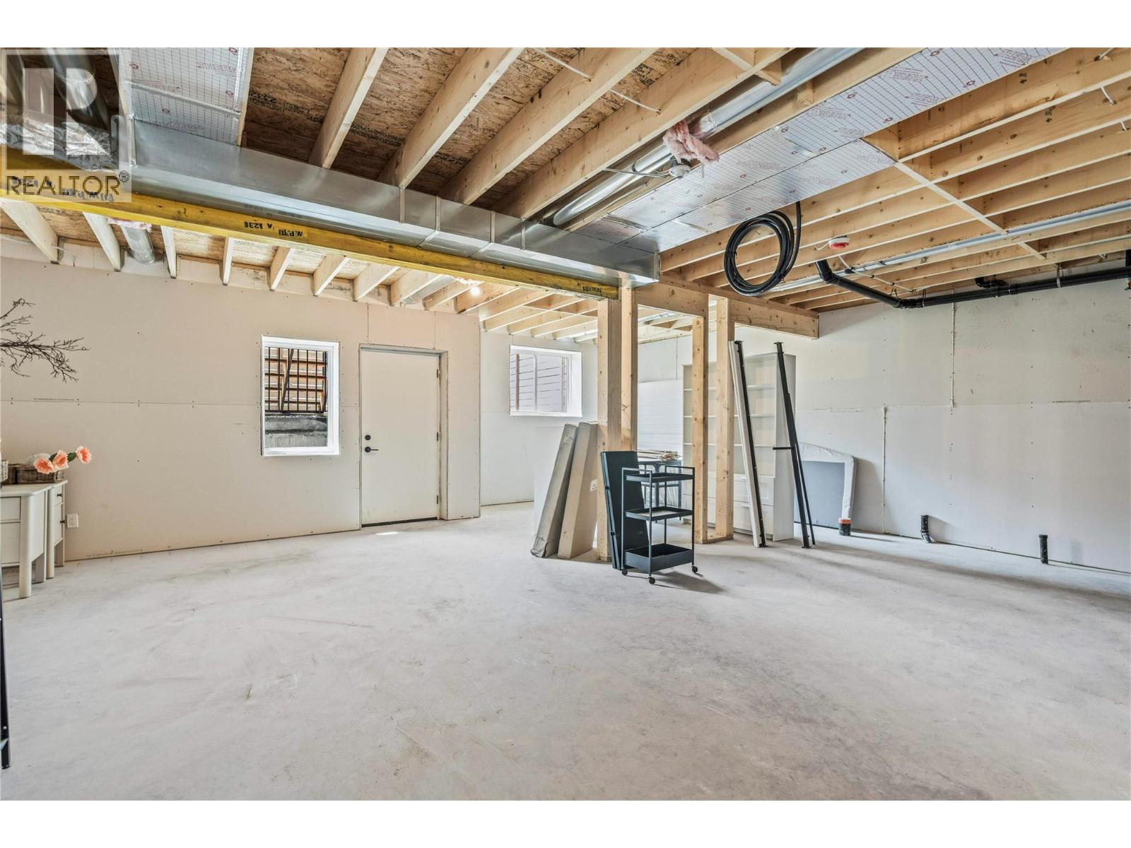 #101 2459 Bradley Drive Lot# 5 - 35