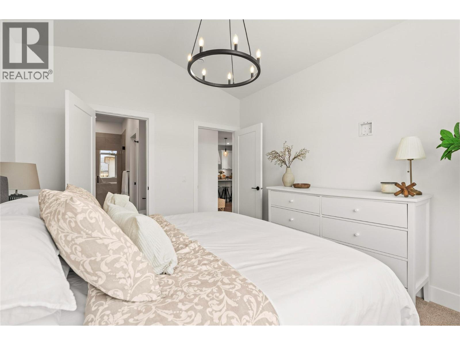 #101 2459 Bradley Drive Lot# 5 - 28