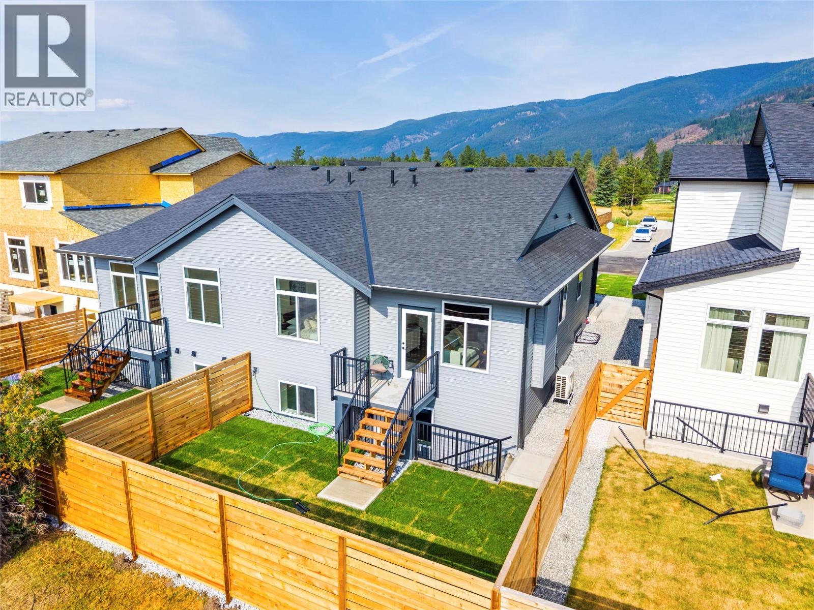 #101 2459 Bradley Drive Lot# 5 - 43