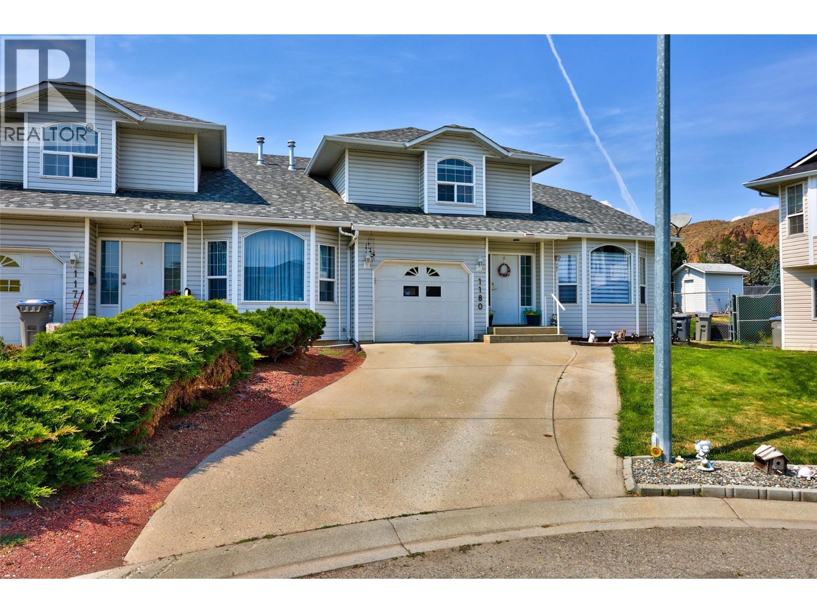 1180 Laroque Street - 2