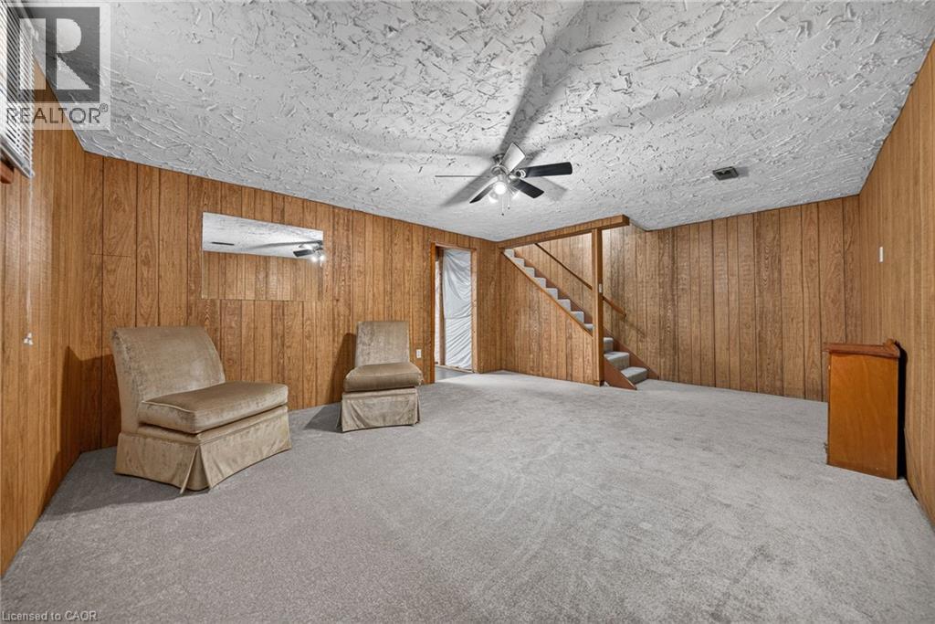 21 COACHWOOD Road - 28