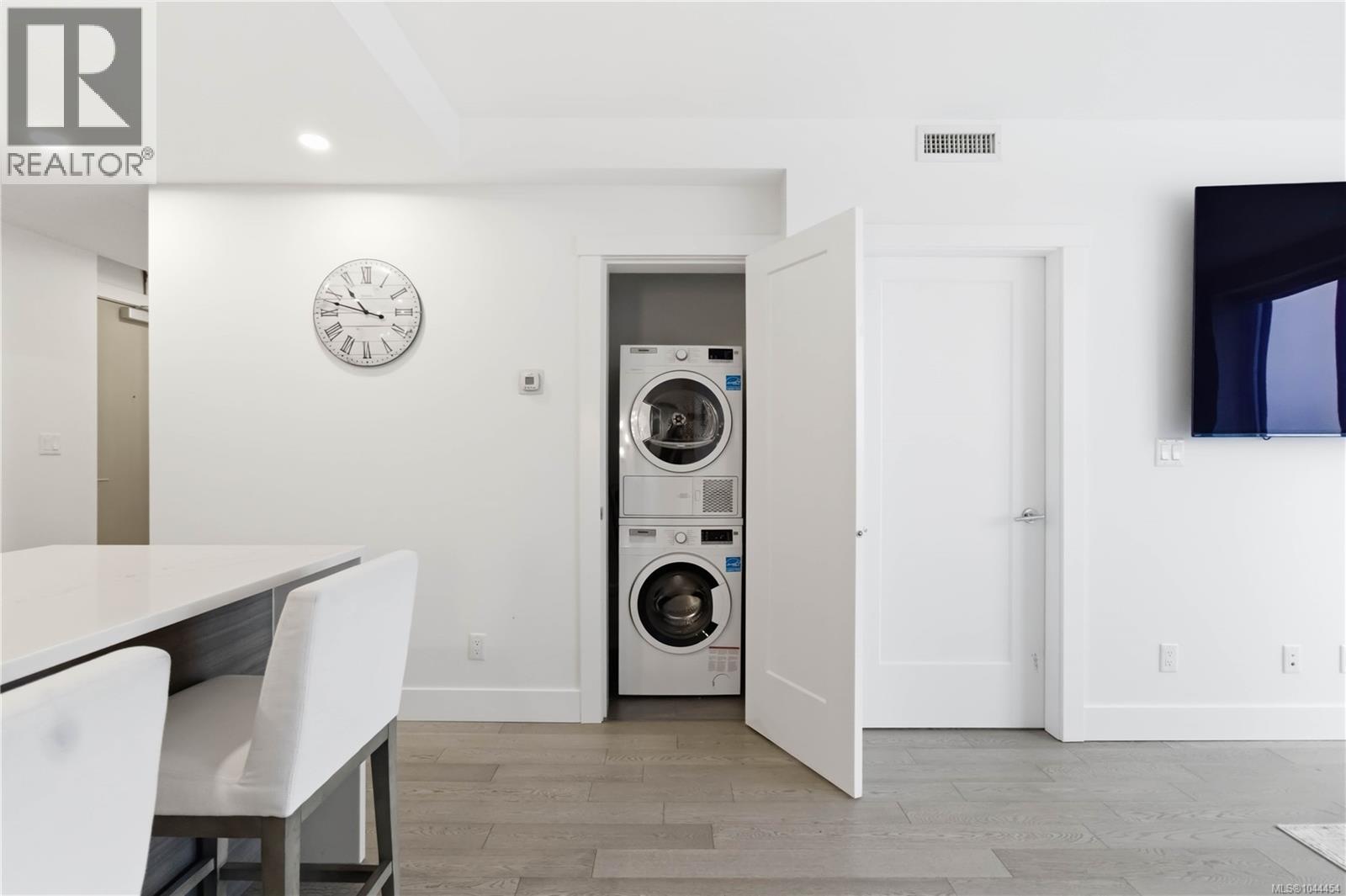 #2103 777 Herald St - 16