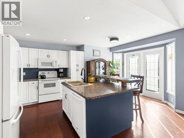 177 FALCON DRIVE - 13
