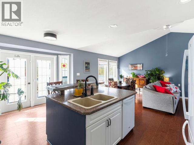 177 FALCON DRIVE - 14