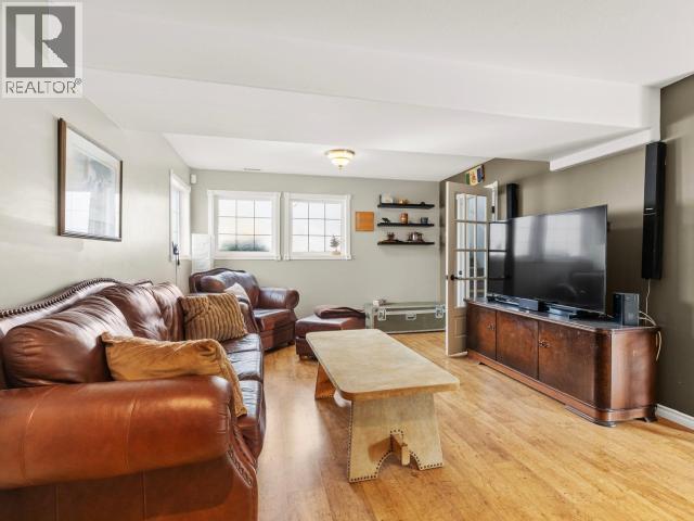 177 FALCON DRIVE - 24