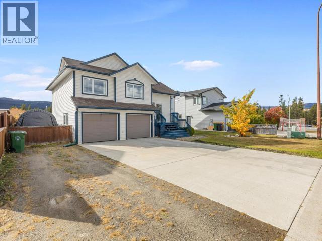 177 FALCON DRIVE - 3
