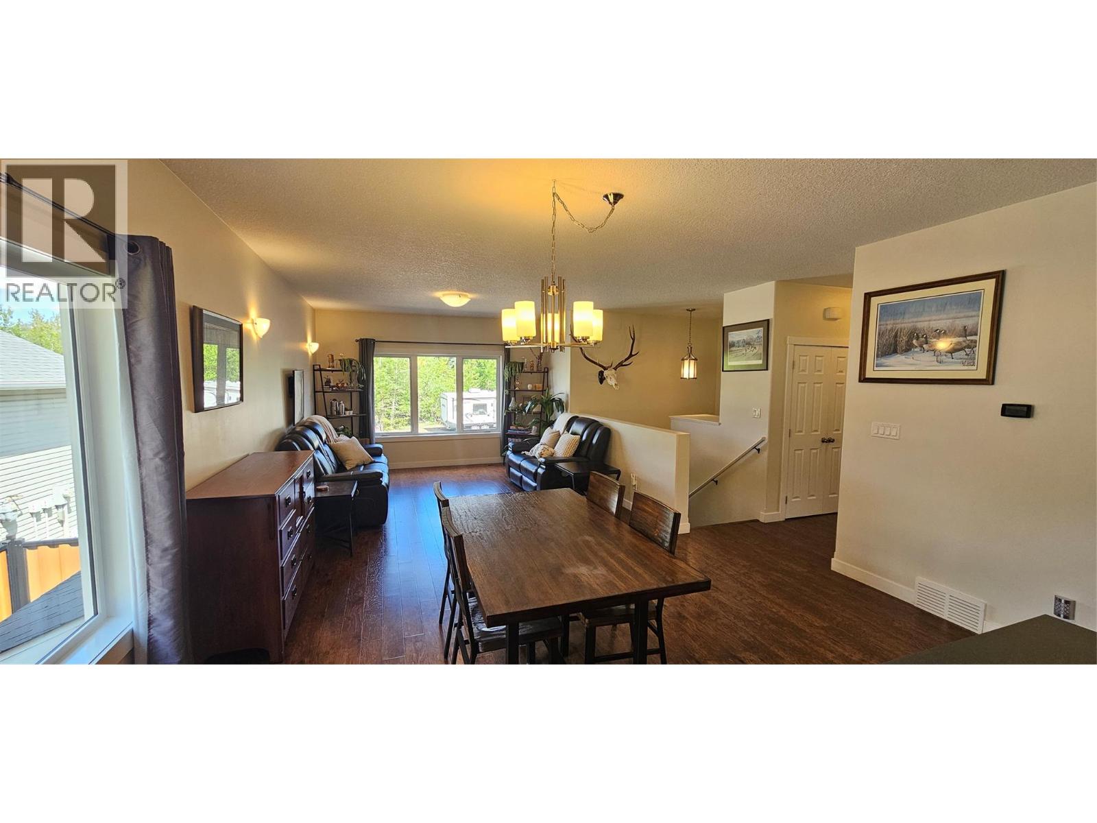 73 Deerborne Drive - 10