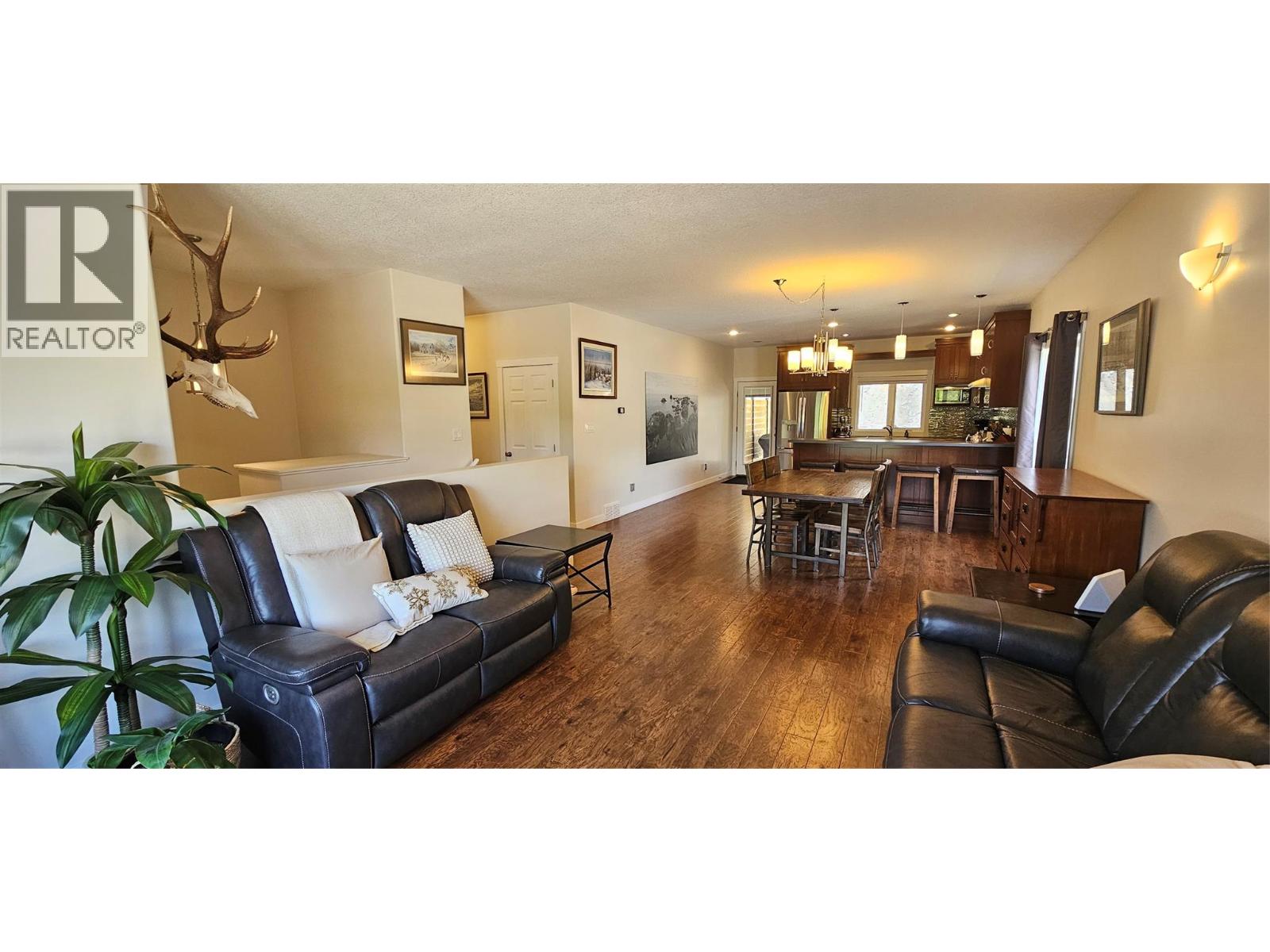 73 Deerborne Drive - 12