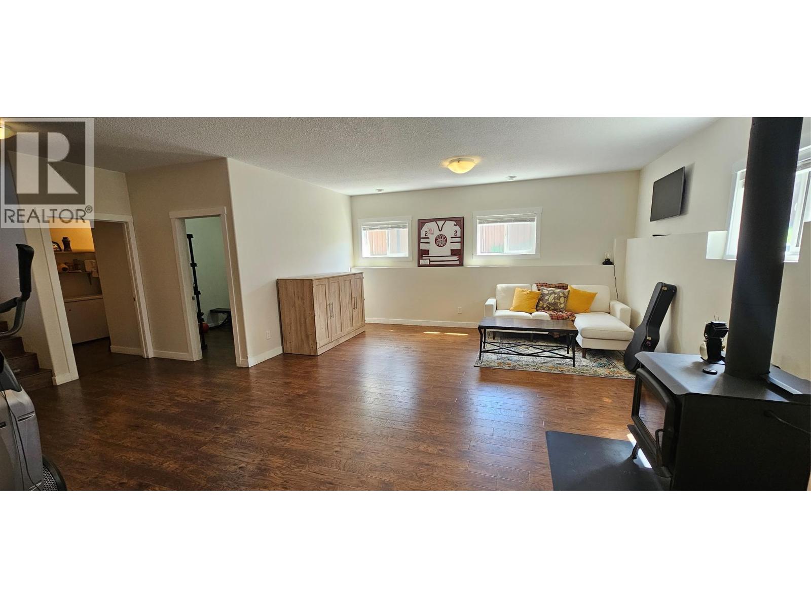 73 Deerborne Drive - 26