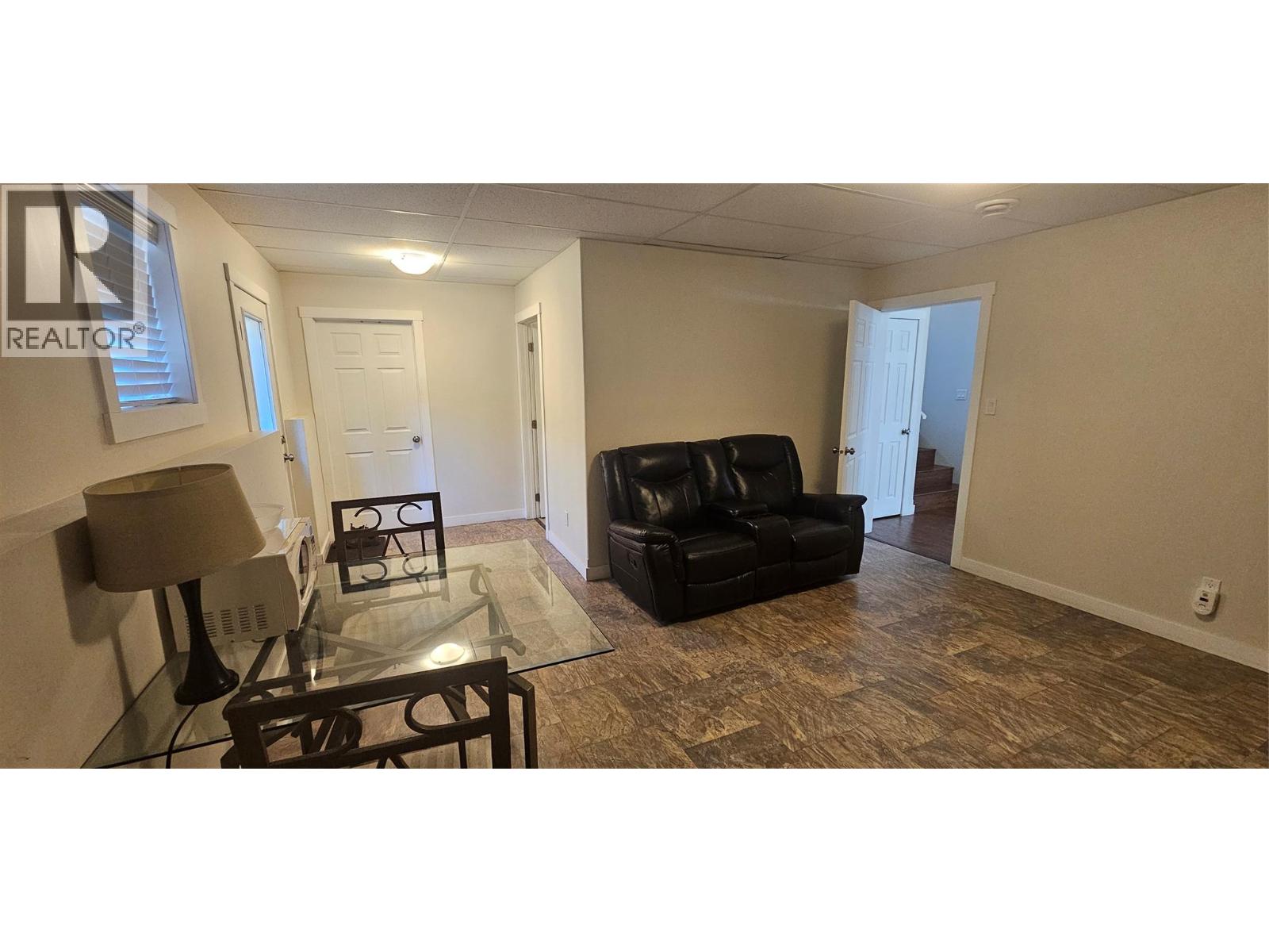 73 Deerborne Drive - 30