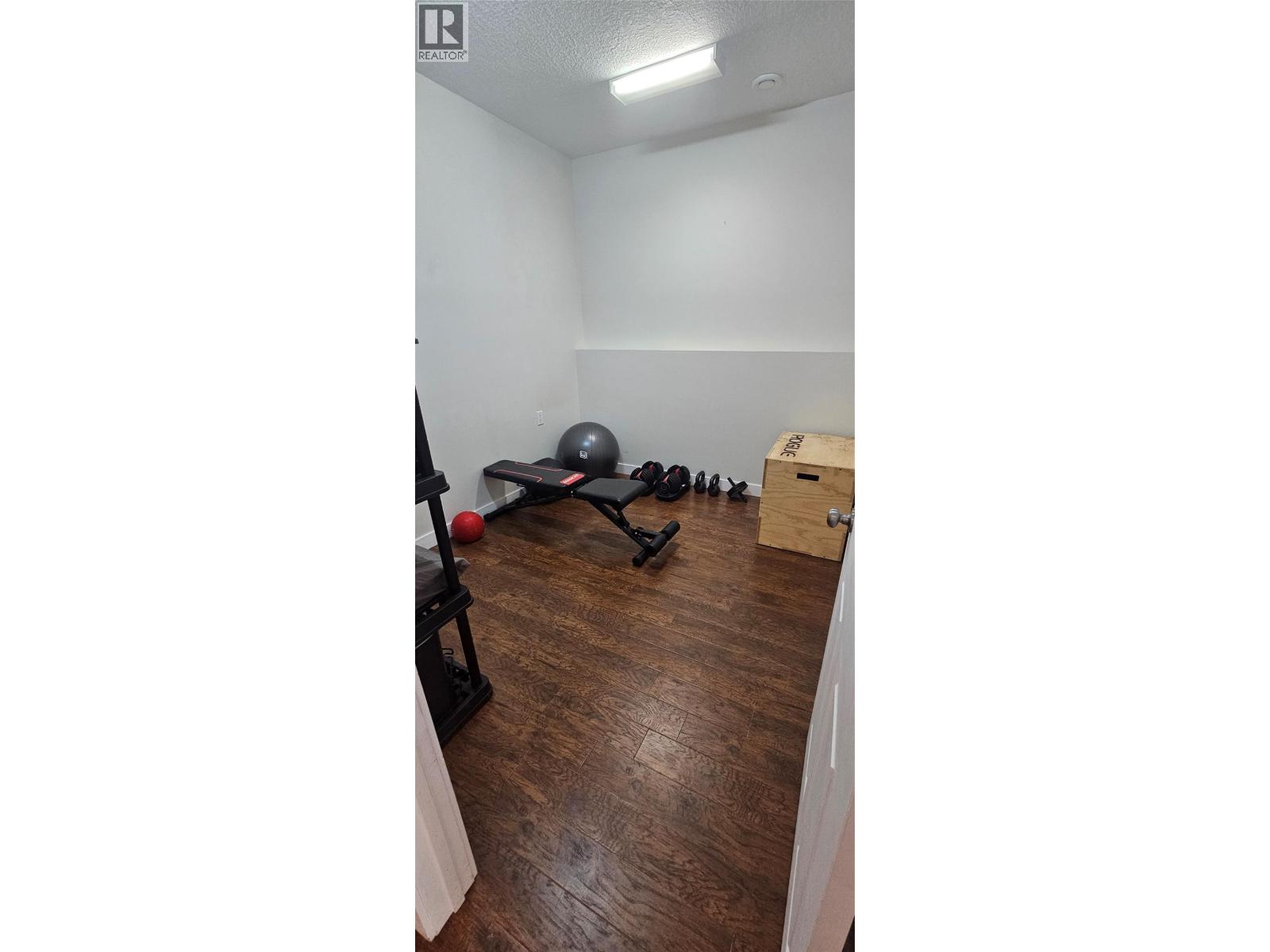 73 Deerborne Drive - 37