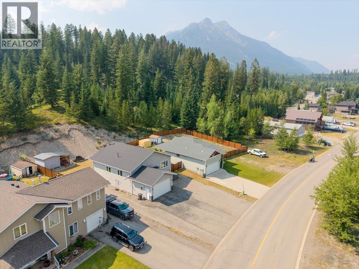 73 Deerborne Drive - 51