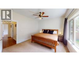 Living room - 73 Deerborne Drive, Elkford, BC V0B1H0 Photo 14