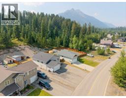 73 Deerborne Drive, Elkford, BC V0B1H0 Photo 51