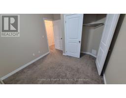 22 - 225 Riddell Street, Woodstock, ON N4S6N2 Photo 14