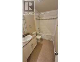 22 - 225 Riddell Street, Woodstock, ON N4S6N2 Photo 15