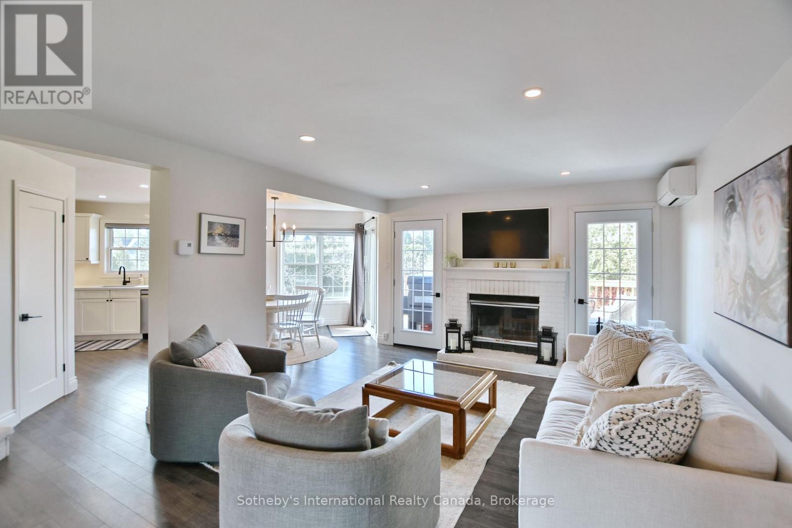 #103 150 VICTORIA STREET S - 5