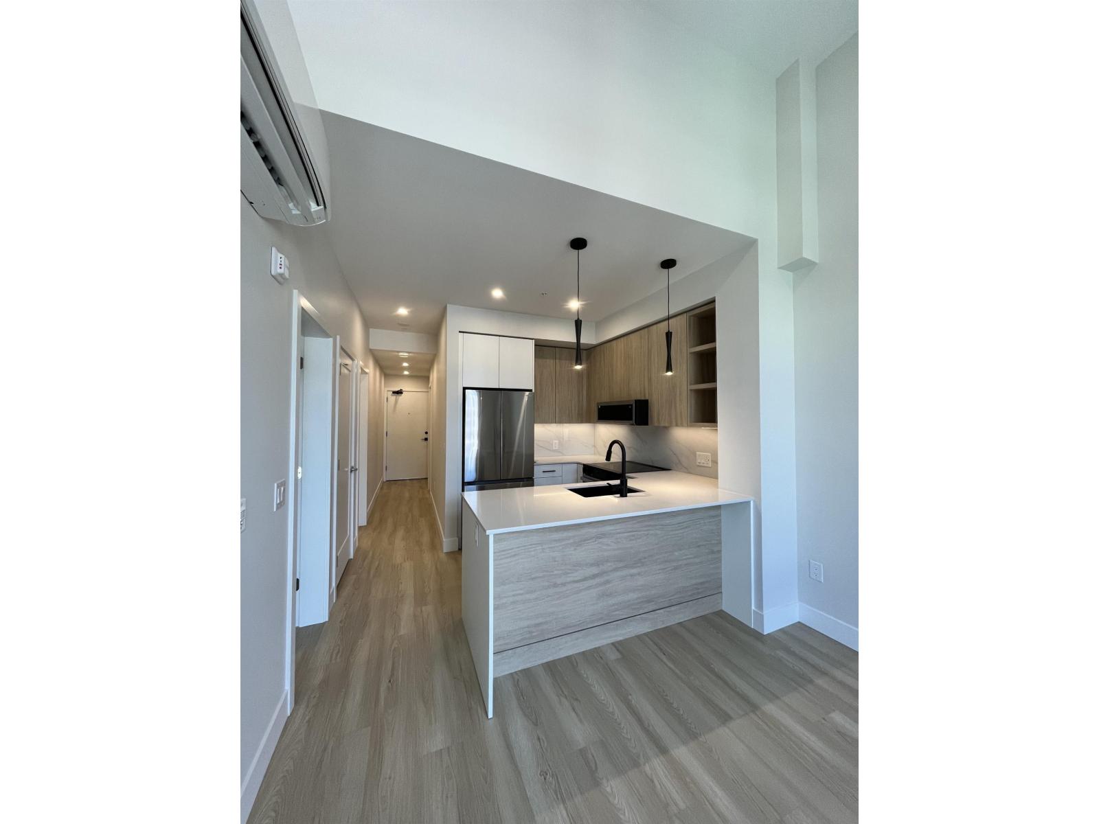 516 34395 GLADYS AVENUE, Abbotsford
