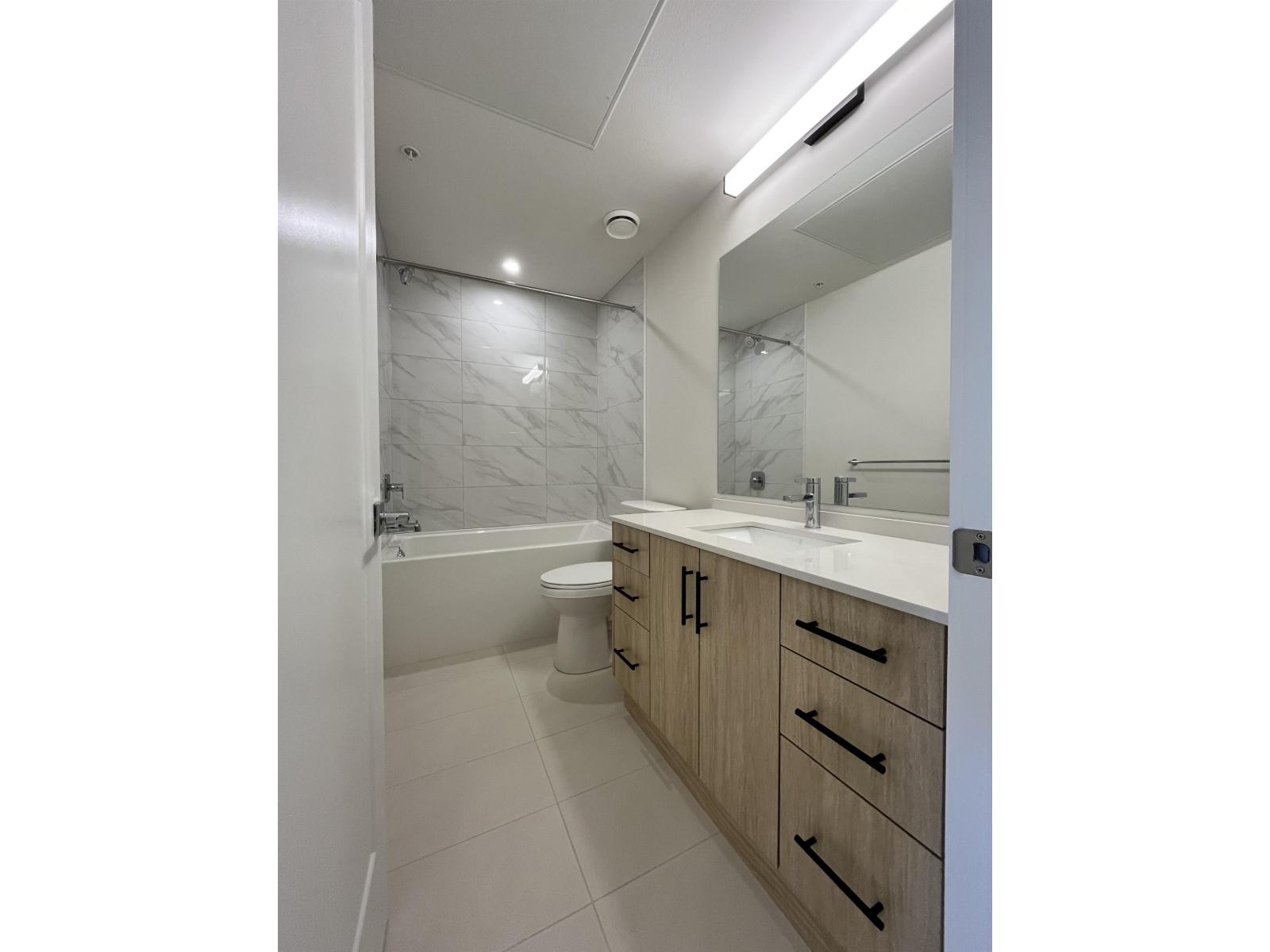 516 34395 GLADYS AVENUE, Abbotsford
