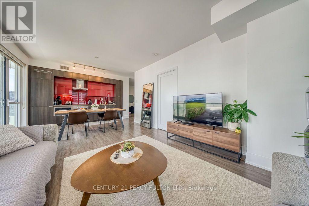 #2811 300 FRONT STREET W - 17