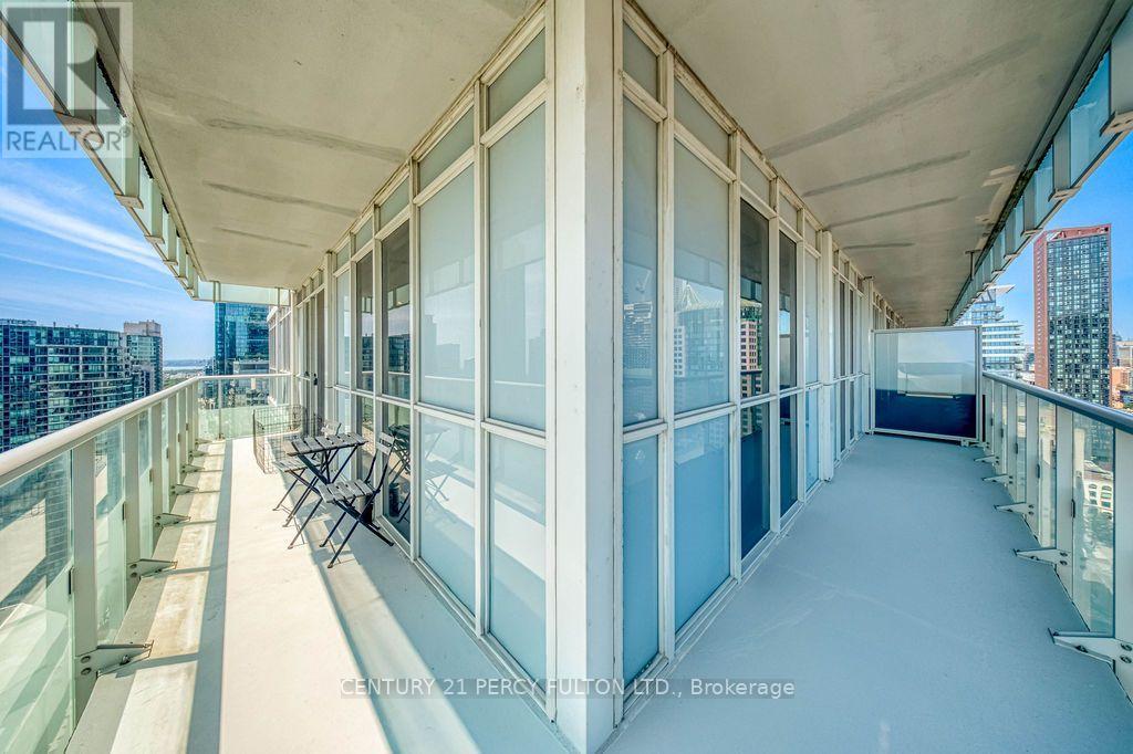 #2811 300 FRONT STREET W - 27