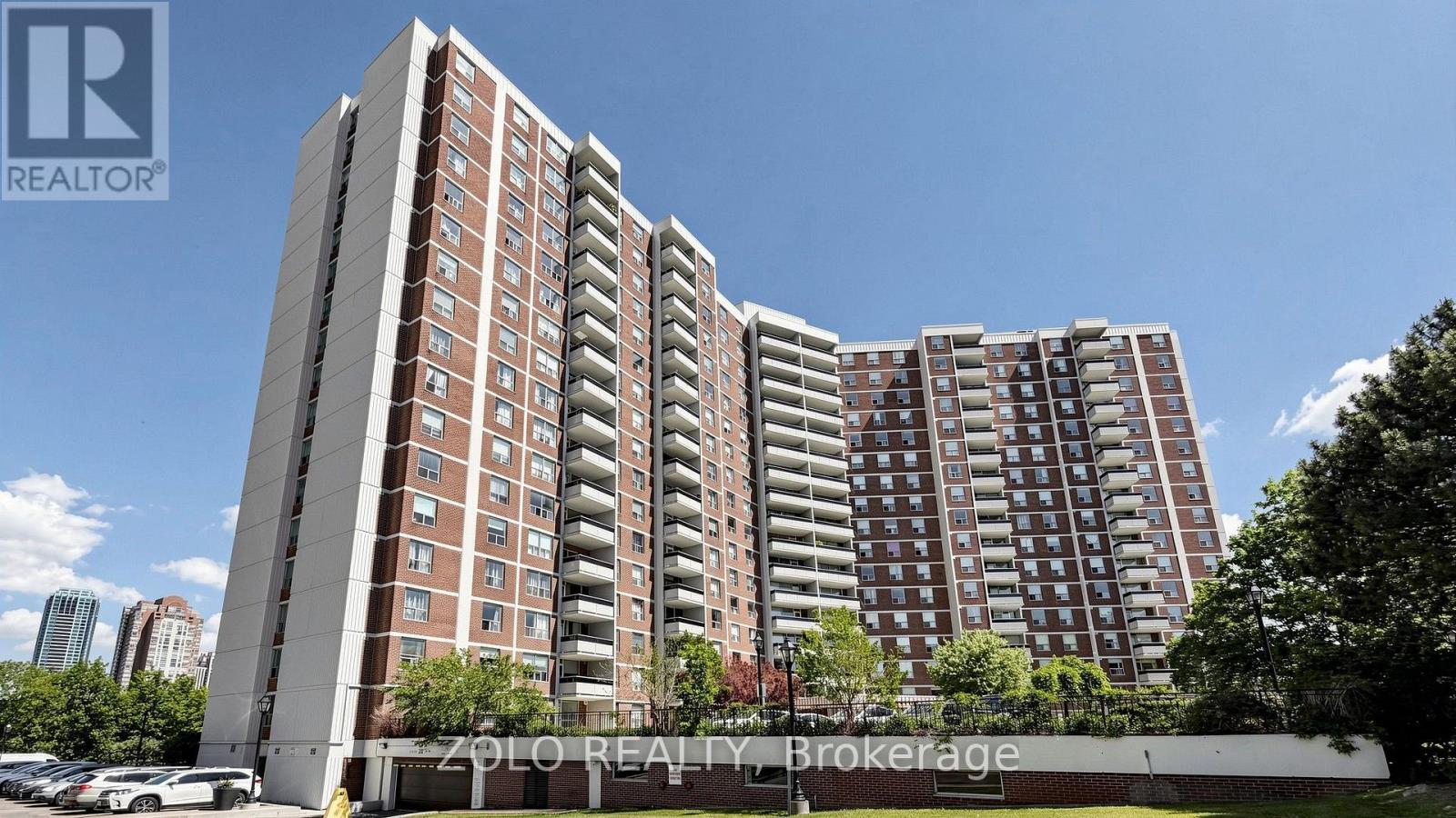 #915 20 EDGECLIFF GOLFWAY - 1