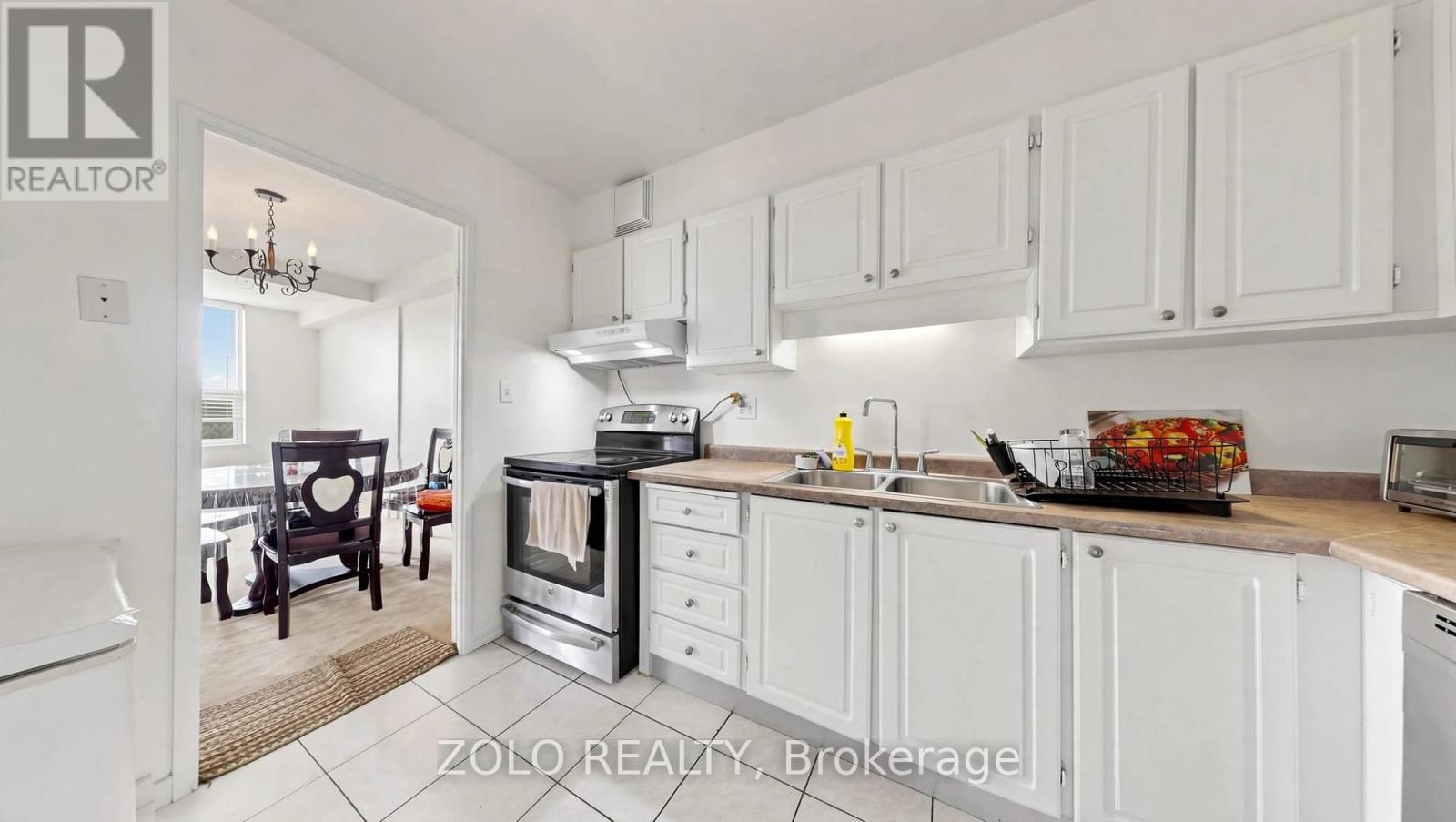 #915 20 EDGECLIFF GOLFWAY - 17
