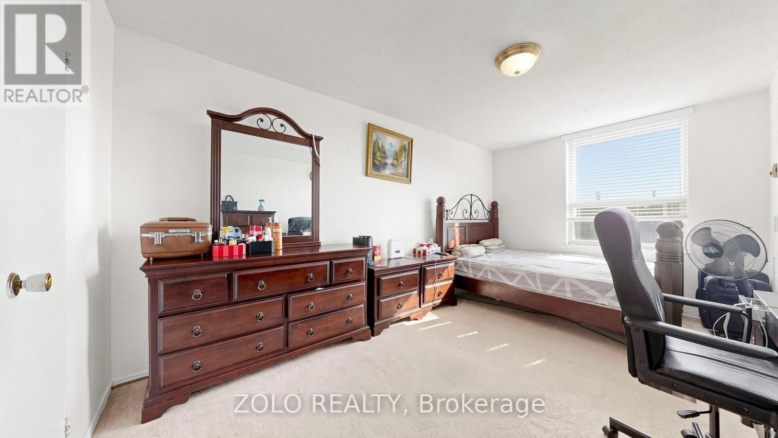 #915 20 EDGECLIFF GOLFWAY - 22