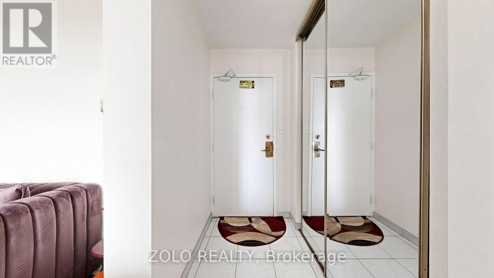 #915 20 EDGECLIFF GOLFWAY - 30
