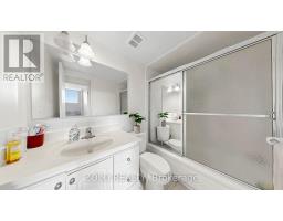 915 - 20 Edgecliff Golfway, Toronto, ON M3C3A4 Photo 28