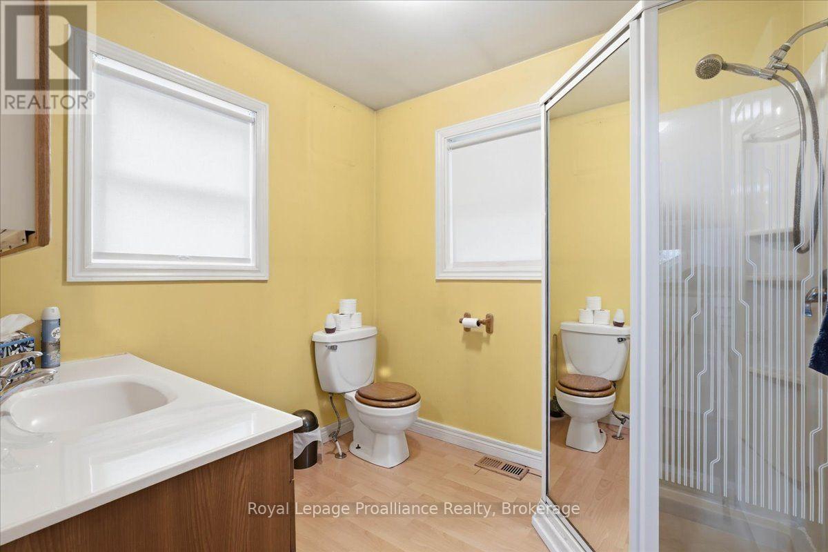 838 TRENEAR ROAD - 8