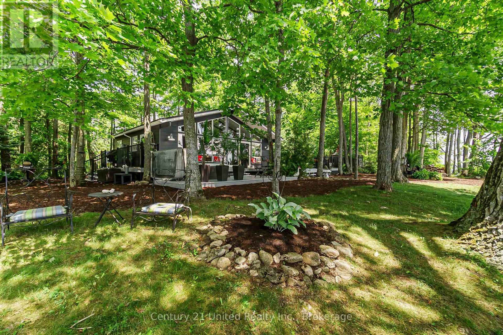 7004 ISLAND 70 - Image 15